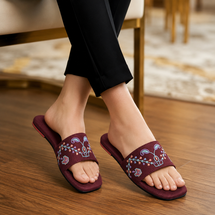 Velora Threadwork Comfort Slides