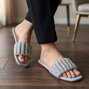 Noir Pearl Woven Sliders