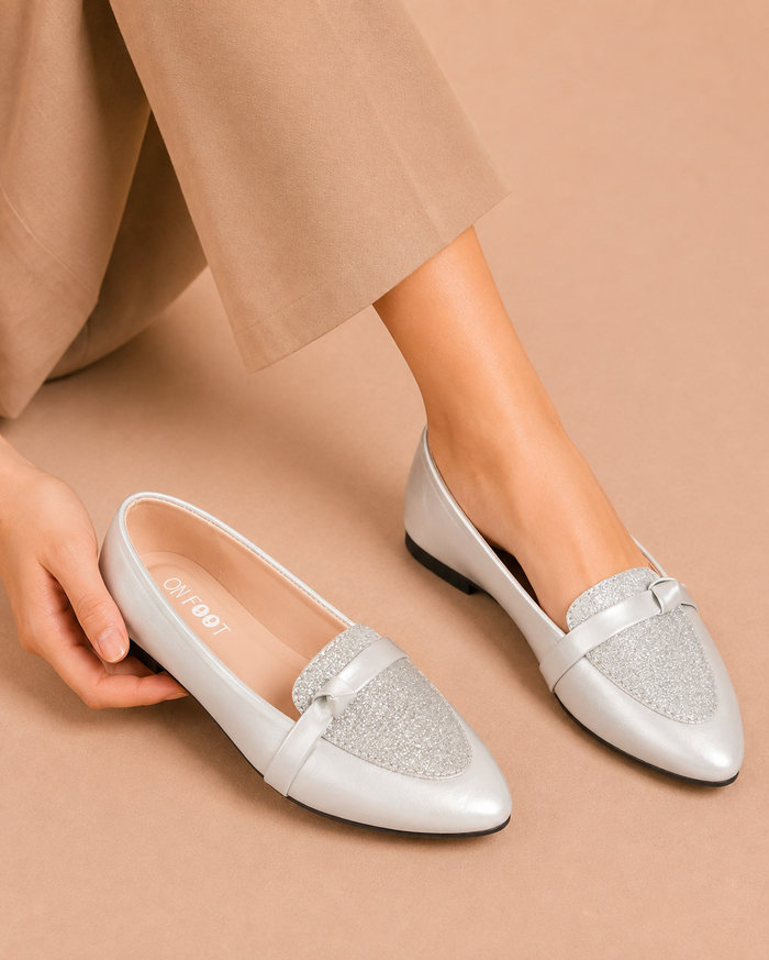 Deco Court - Silver