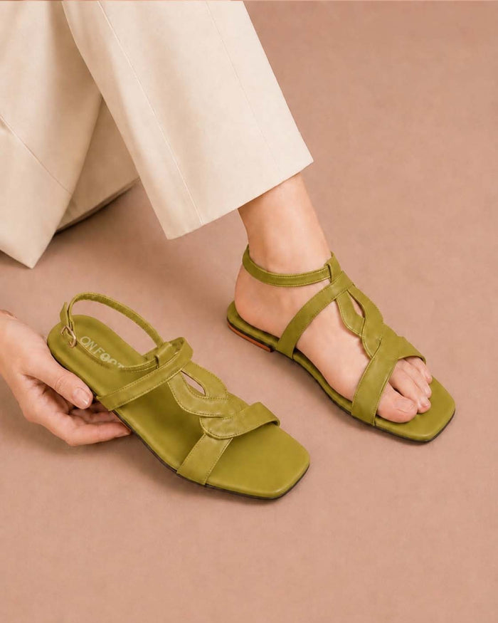 Noir Wave Ankle Strap