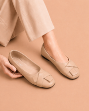 Grace Bow Pumps - Beige