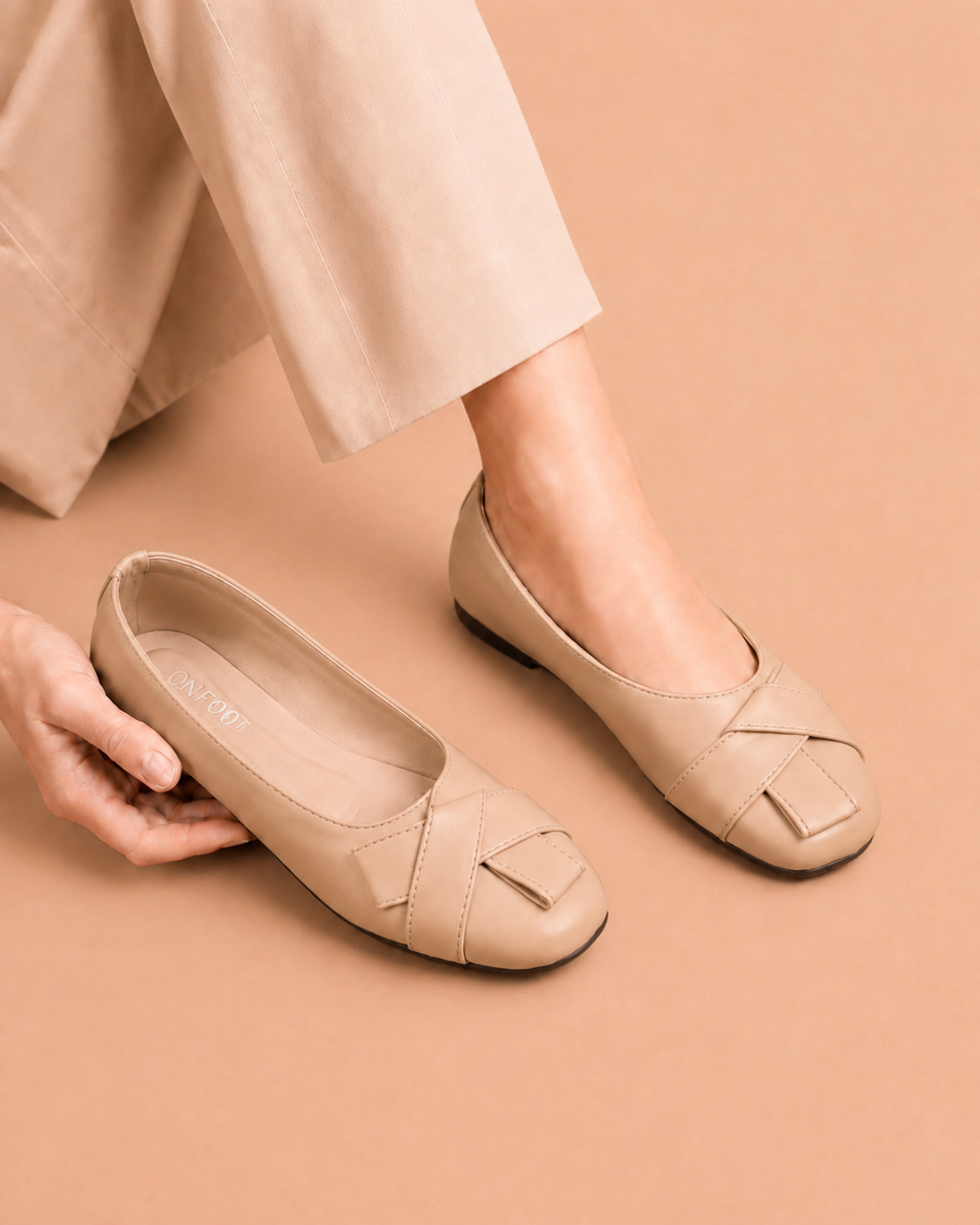 Grace Bow Pumps - Beige