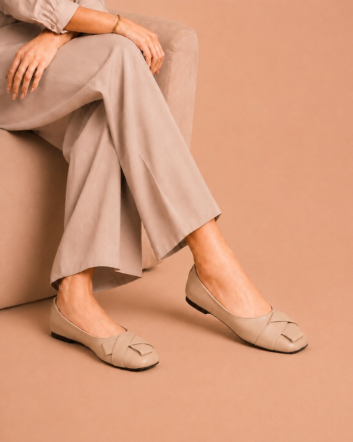 Grace Bow Pumps - Beige
